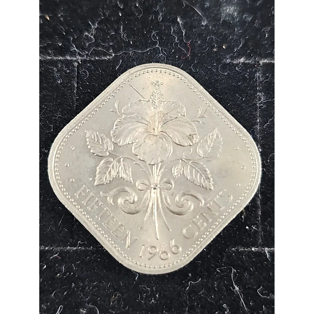 1966 Bahamas 15 Cent Queen Elizabeth II/Copper Nickel Square Coin